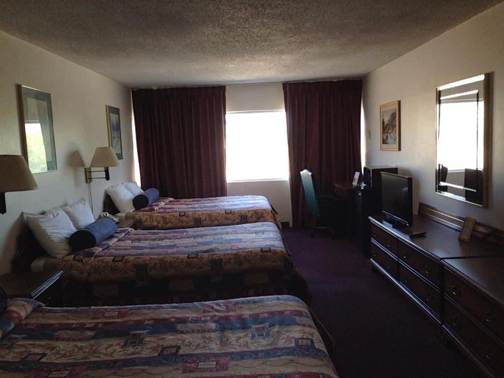 Pacific Hotel
