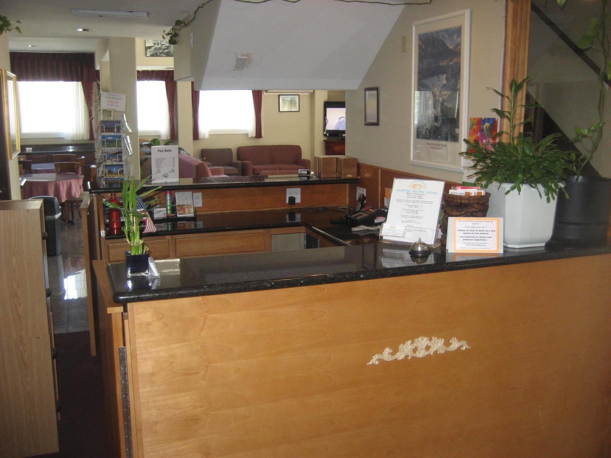 Hotel Pacific 2*