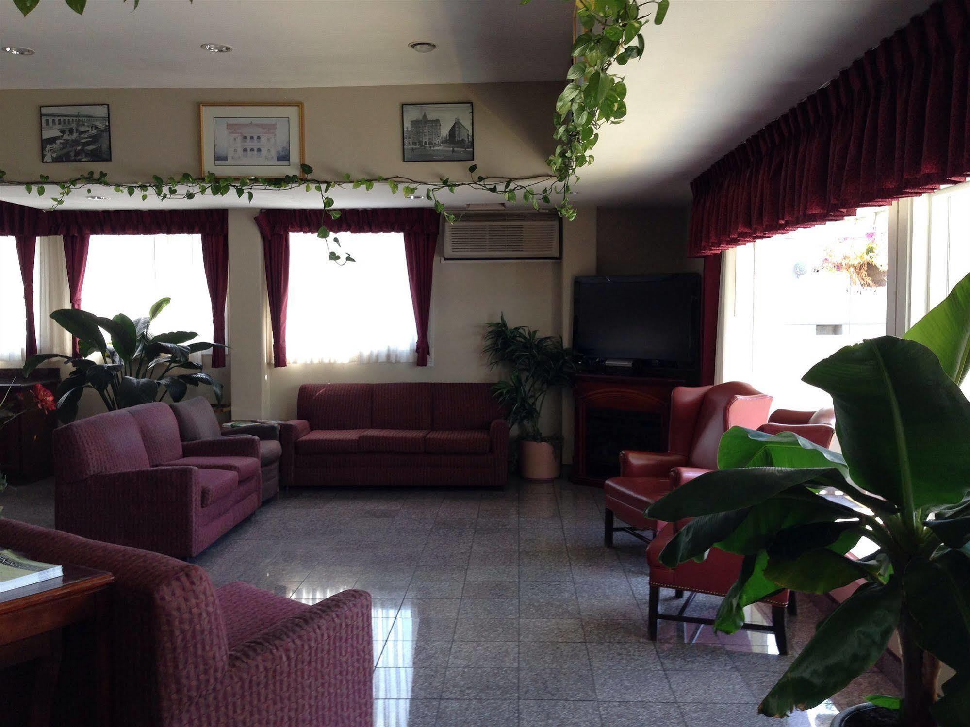 Hotel Pacific 2*
