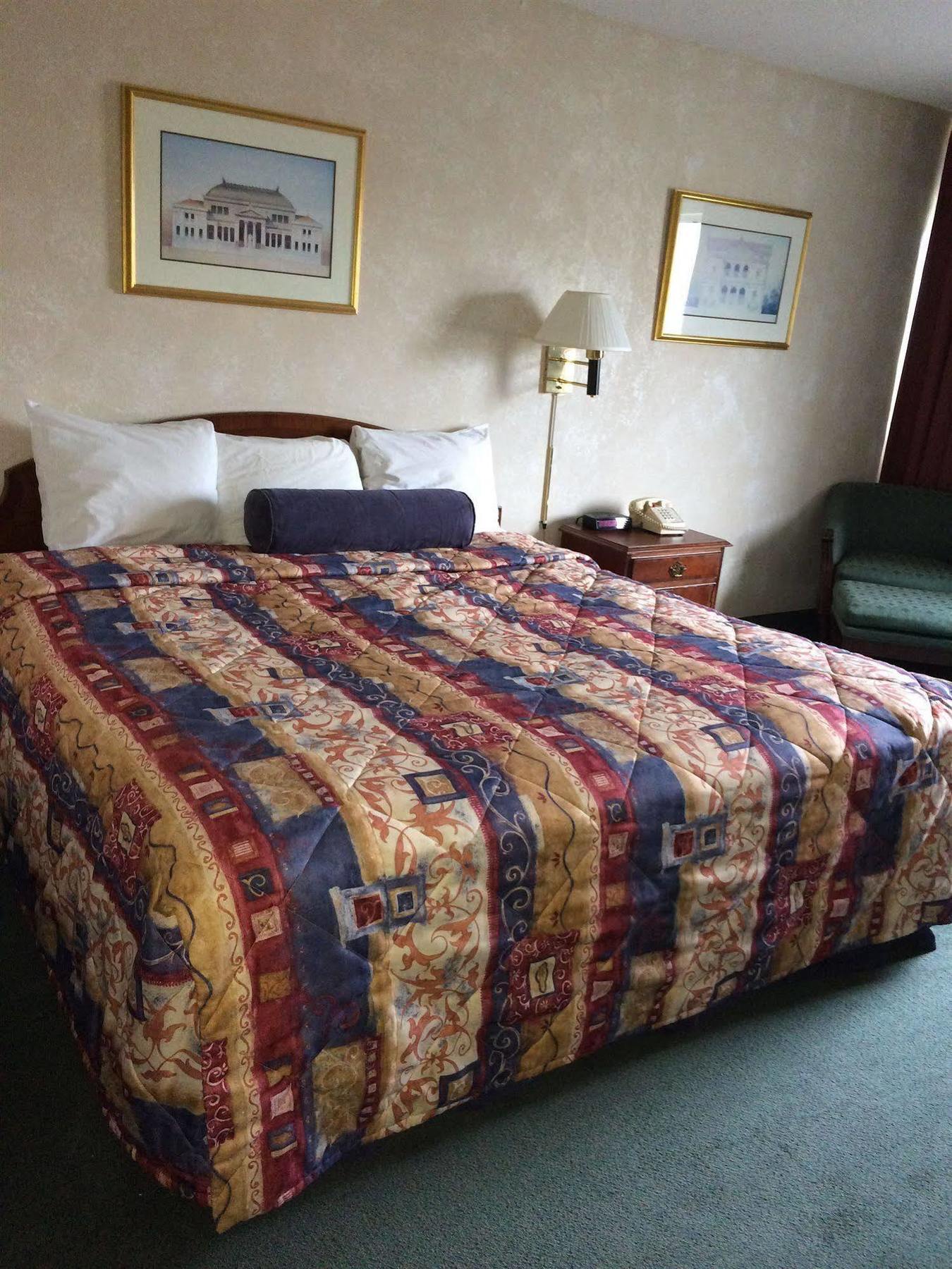 Pacific Hotel Seattle