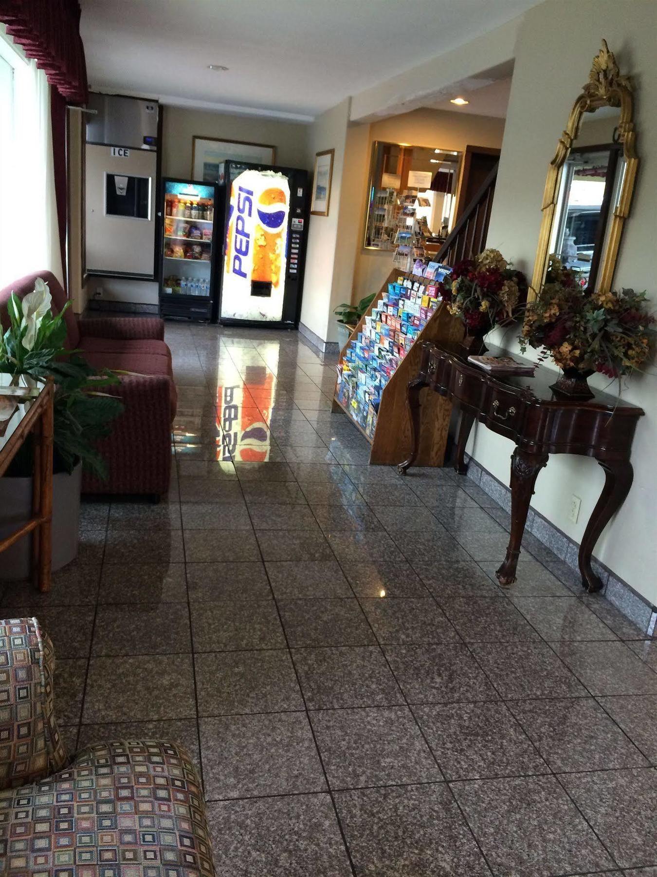 Hotel Pacific