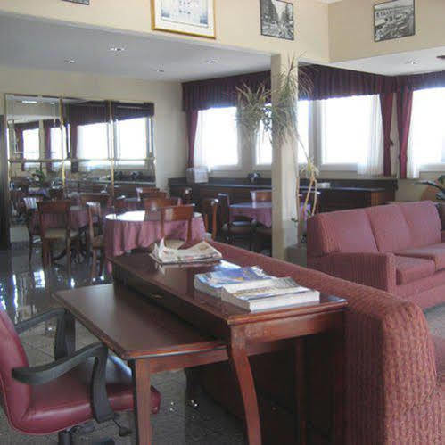 Pacific Hotel 2*