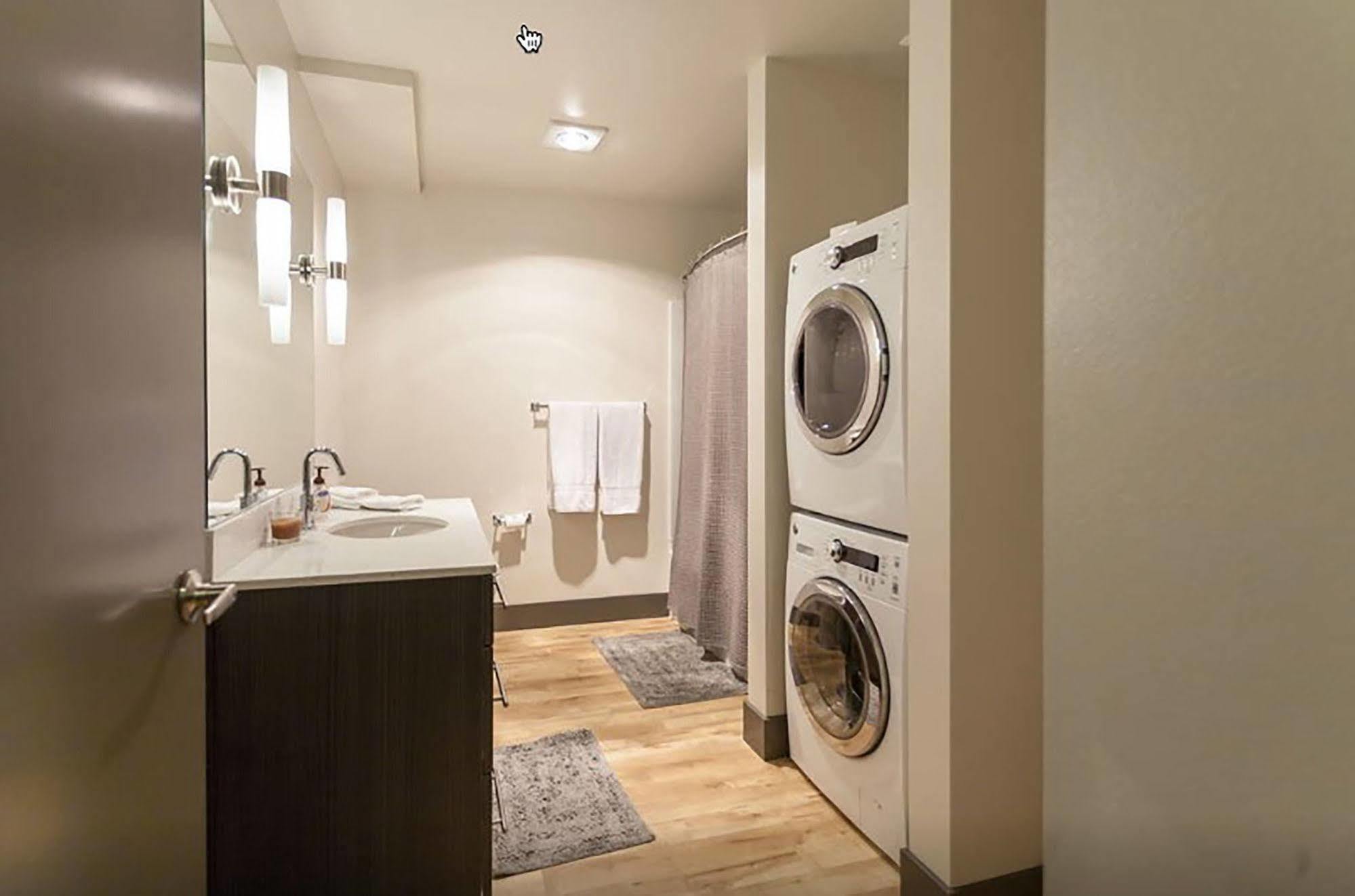 Belltown Waterfront By Barsala Aparthotel 4*