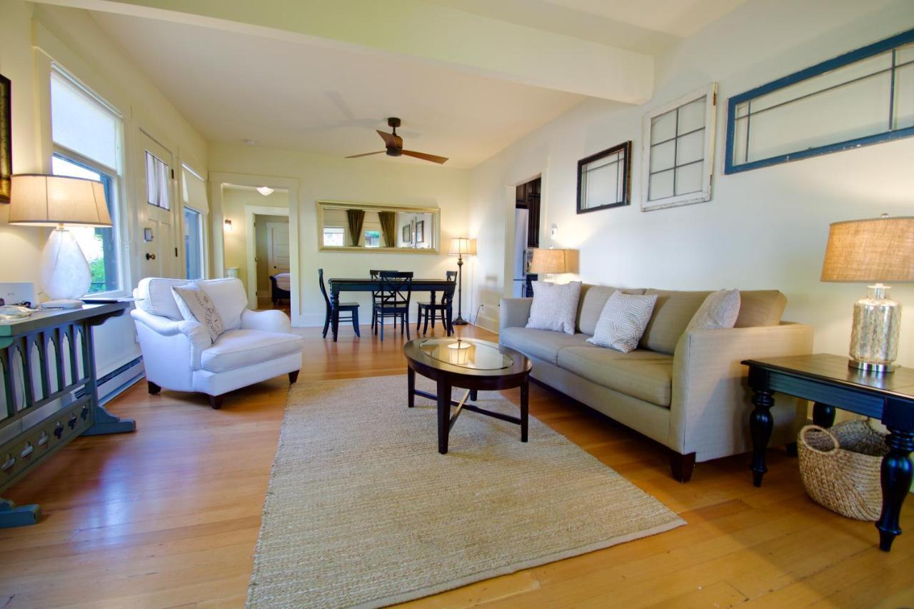 Phinney Ridge Flat With Backyard Oasis Apartment *