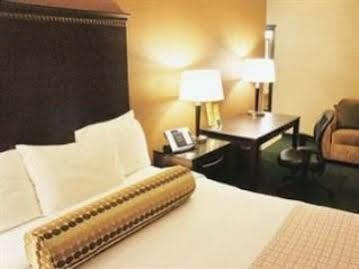 Hotel La Quinta By Wyndham Downtown