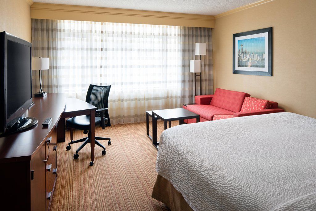 Courtyard Downtown/lake Union 3*
