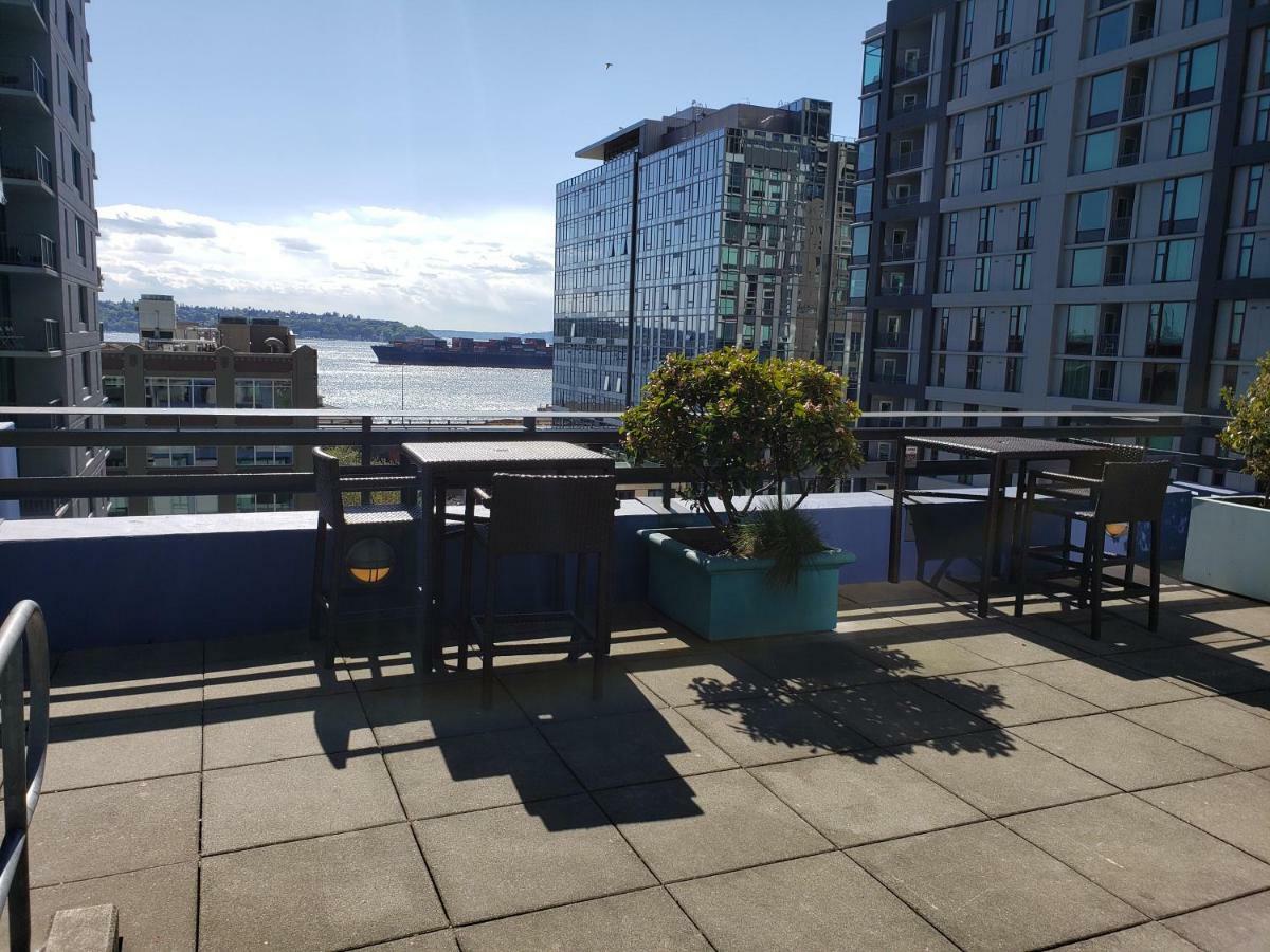 Apartment Domicile Suites At Harbor Steps Seattle