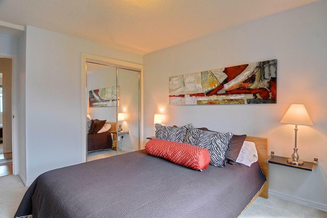 Hubble Place Holiday home *