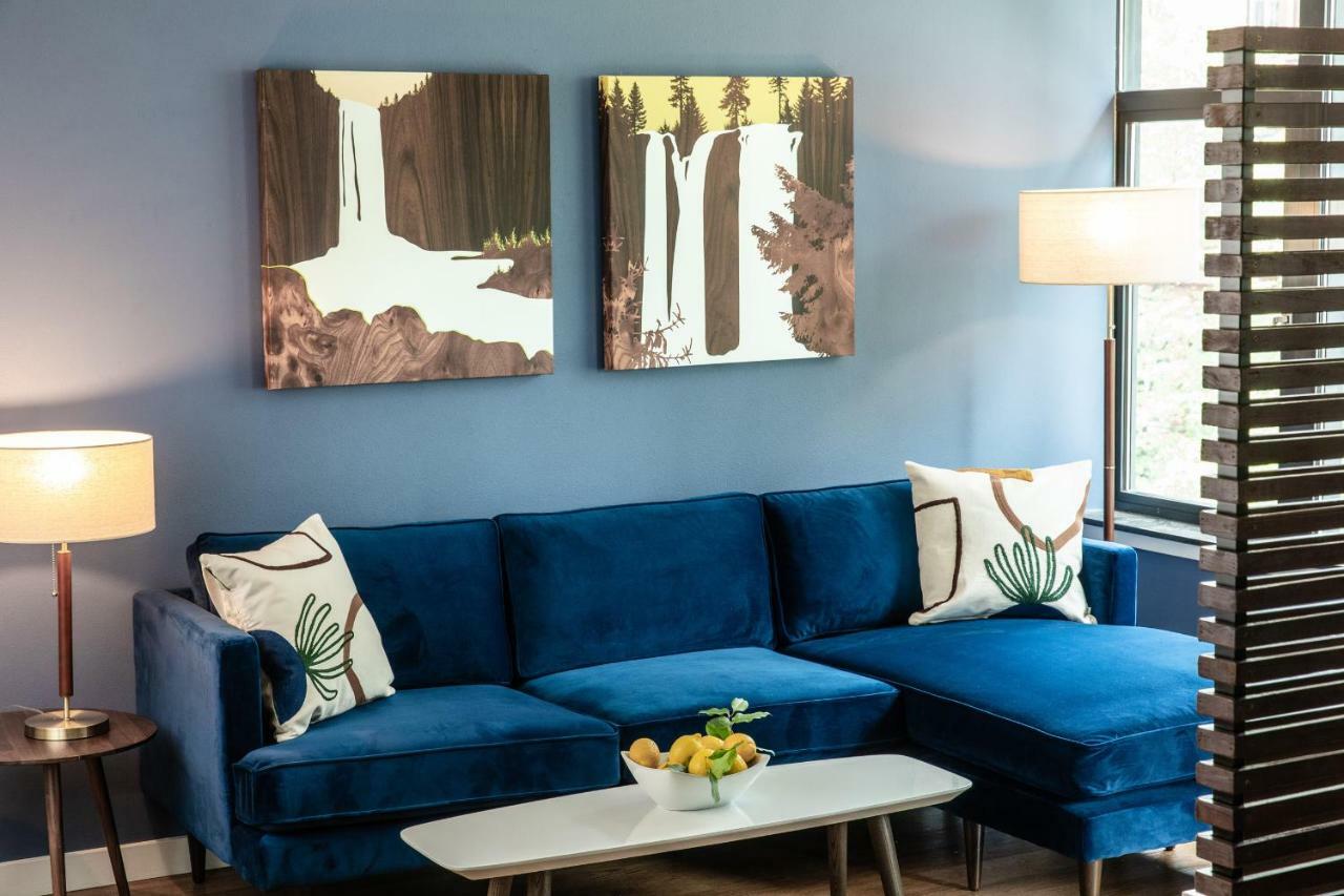 Domicile Suites At Harbor Steps Apartment