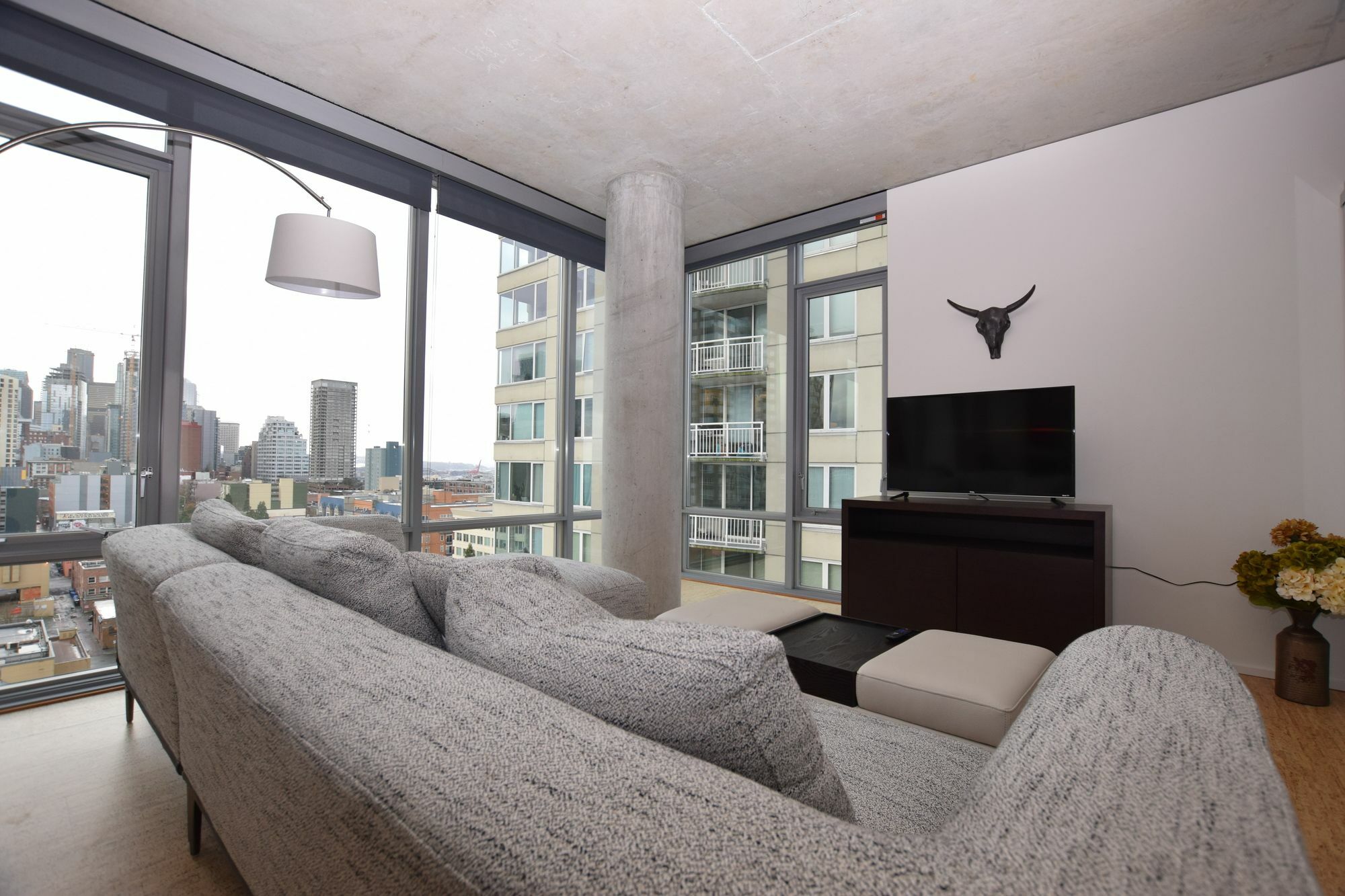 Belltown Corporate Housing By Luxe Hubs * Seattle