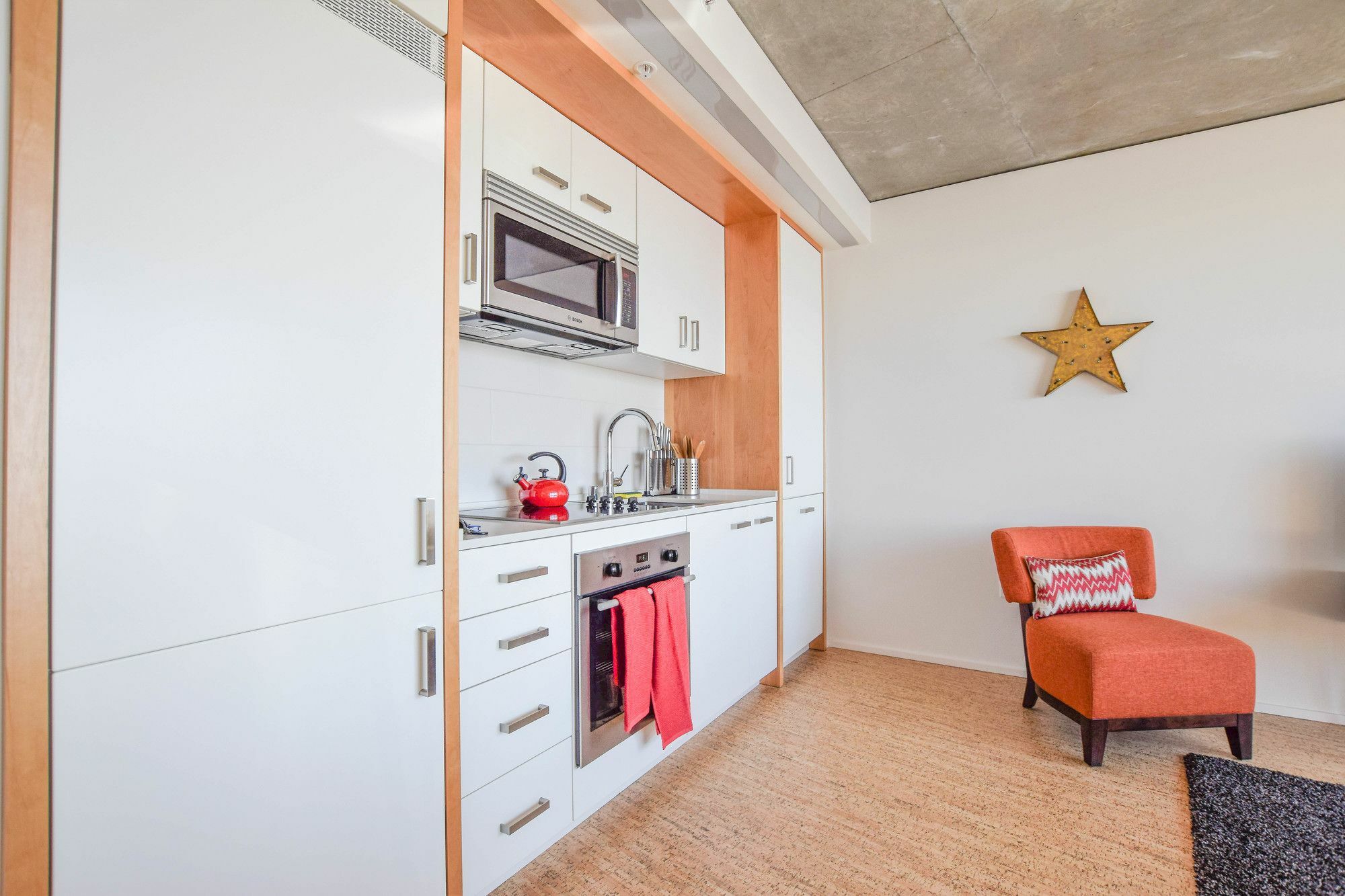Apartment Belltown Corporate Housing By Luxe Hubs