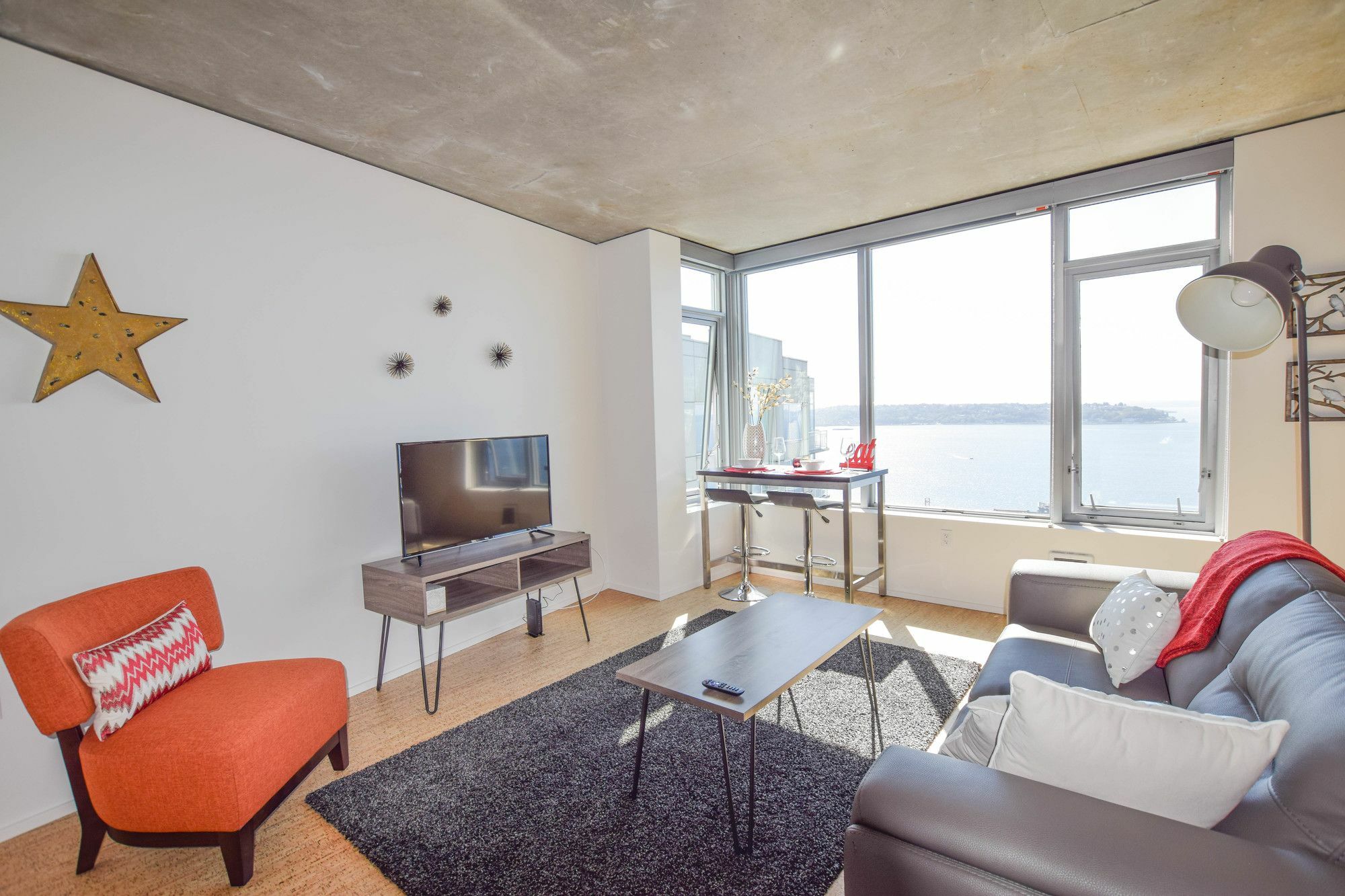 Belltown Corporate Housing By Luxe Hubs *