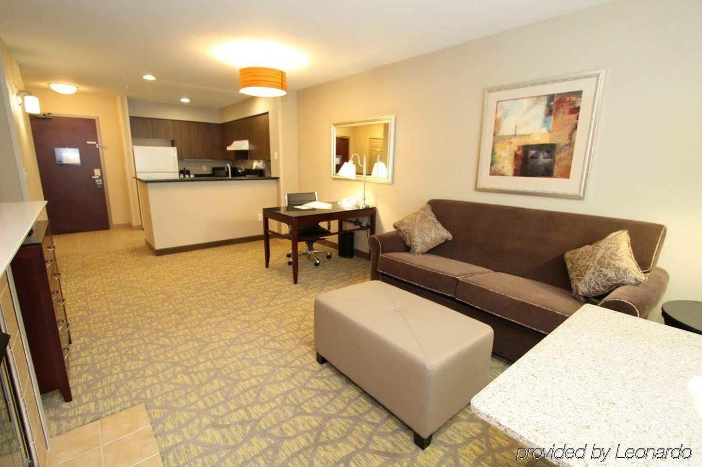Hampton & Seattle-downtown 3*