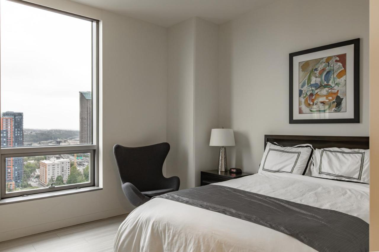 Downtown Convention Center Apartment