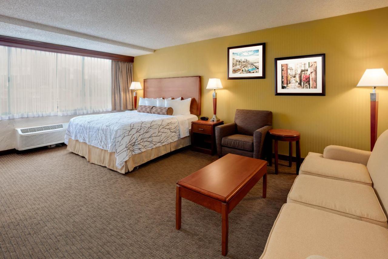 Hotel Executive By The Space Needle