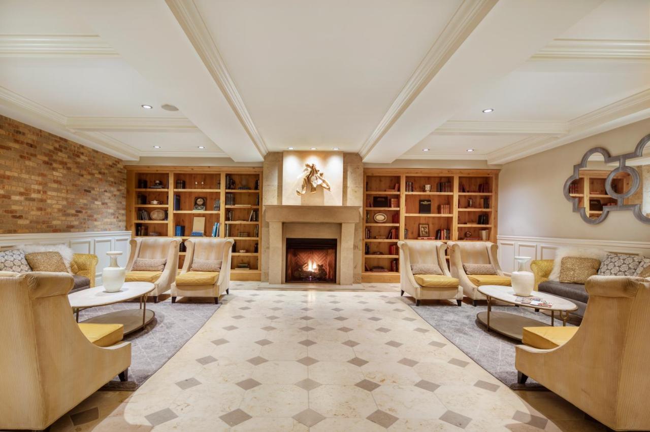 Ballard Hotel 4*
