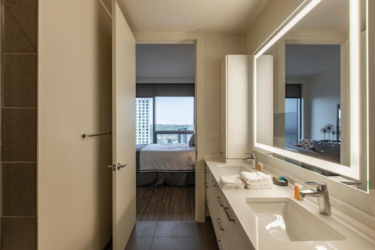 Apartment Downtown Convention Center