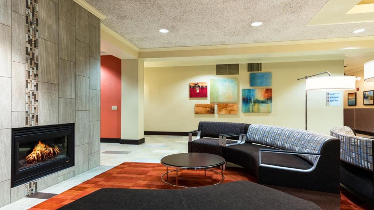 Express & North - Shoreline, An Ihg Hotel