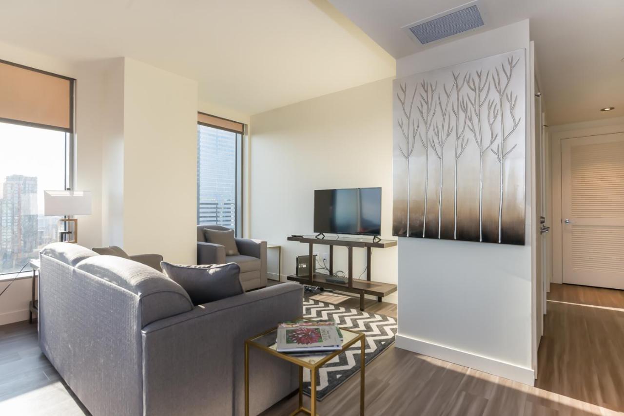 Downtown Convention Center Apartment Seattle