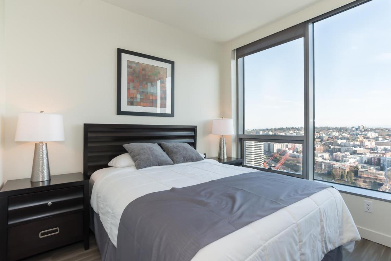 Downtown Convention Center Apartment *