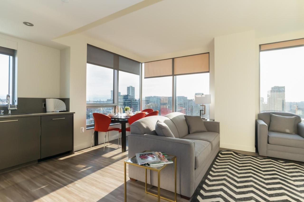 Downtown Convention Center Apartment *