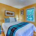 Husky Hideaway - 2 Bed 1 Bath Vacation Home In Seattle