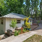 3Bd Remodeled Home Near Beach