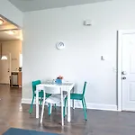 Cozy 2 Bdr Apt At Heart Of Capitol Hill - Apt A