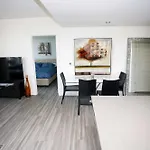 Convention Center Lux Suites By Barsala
