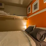 Renu Seattle-Cute, Cozy And Historical