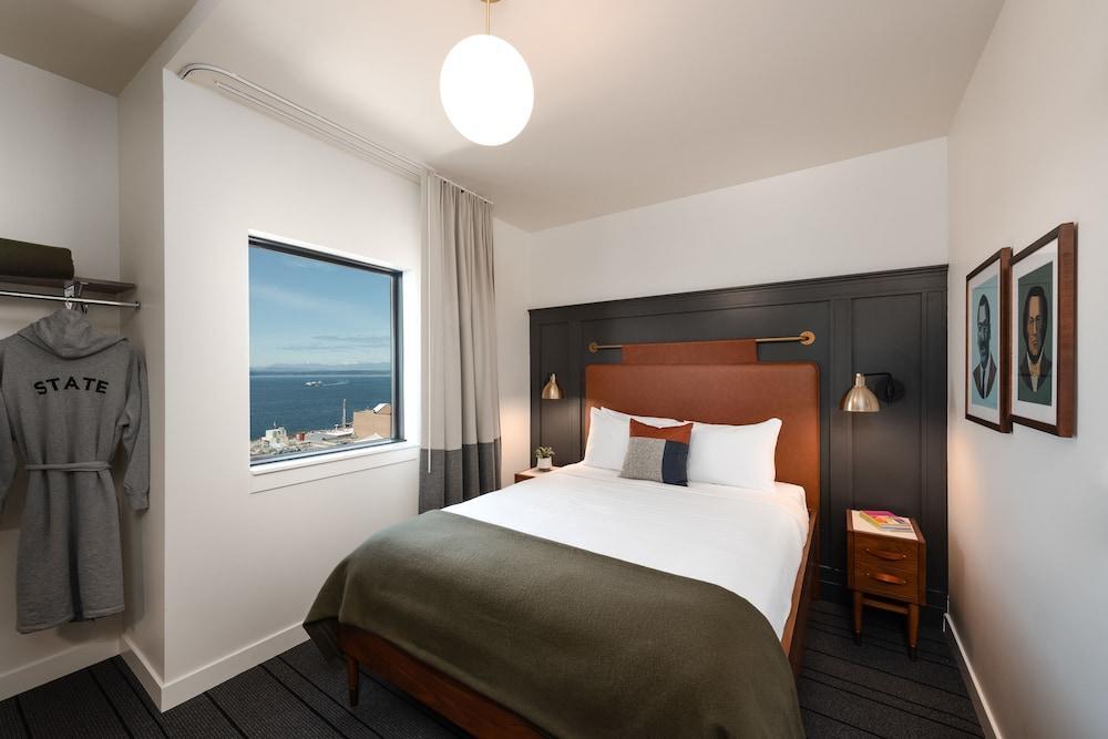 The State 4* Seattle