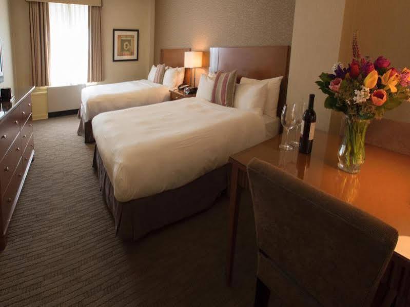 Executive Pacific Hotel