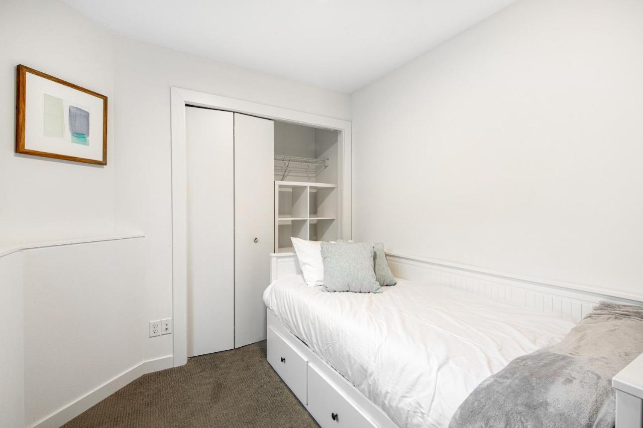 Holiday home City-view Modern