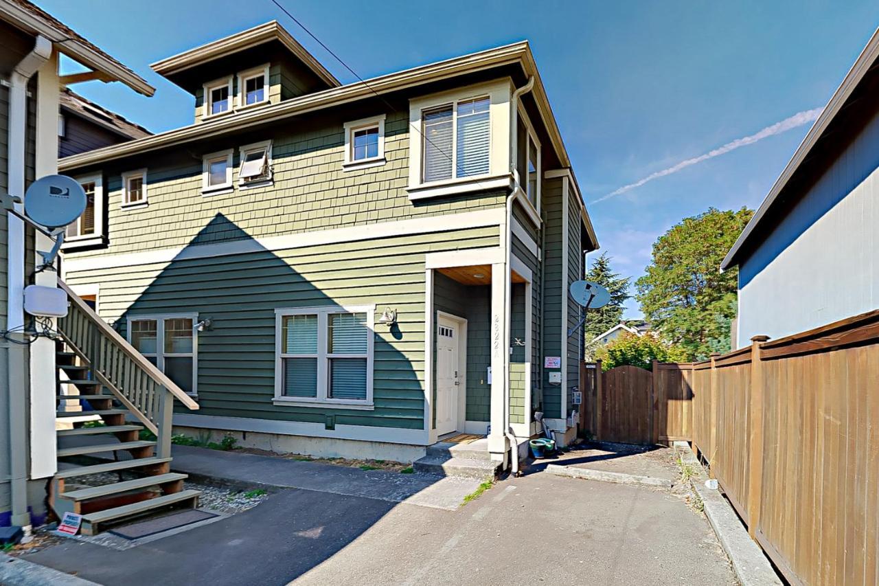 Westside Escape Holiday home