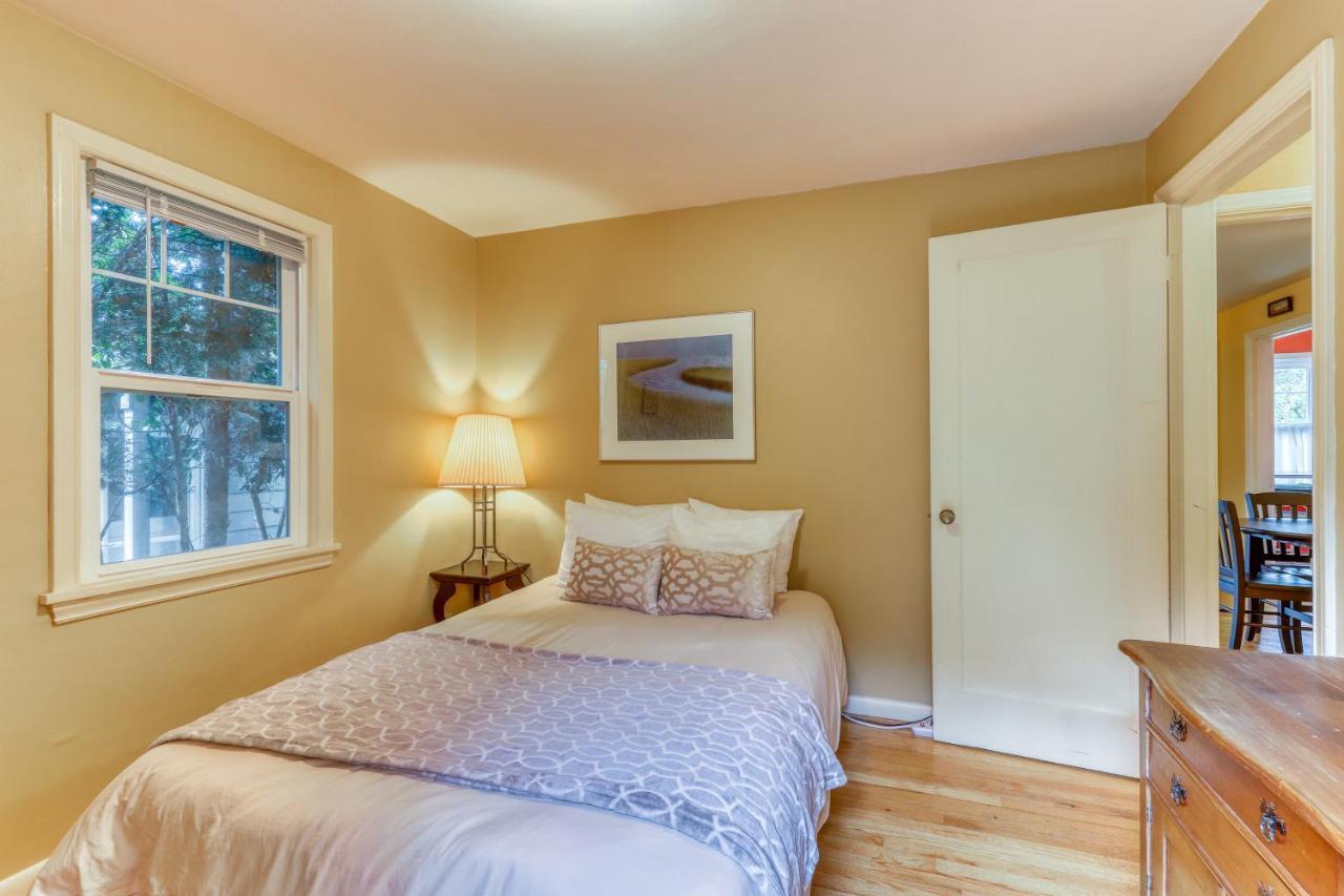Holiday home Husky Hideaway - 2 Bed 1 Bath Vacation In *