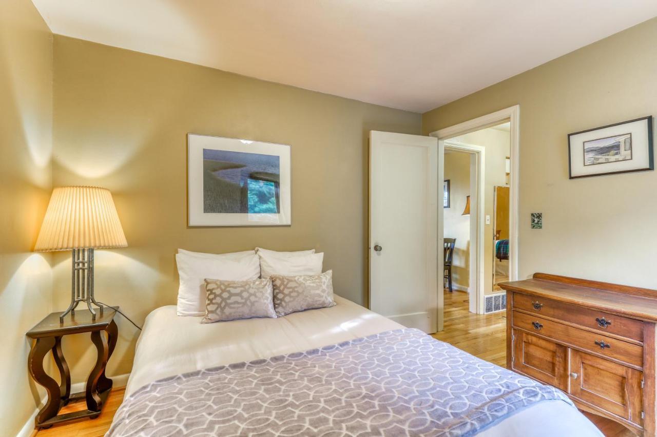 Holiday home Husky Hideaway - 2 Bed 1 Bath Vacation In *