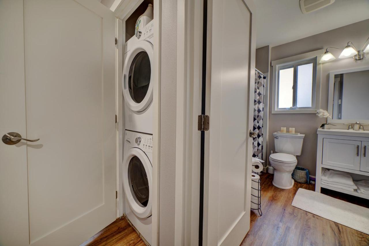 Cozy 2 Bedroom Townhouse In Northgate Holiday home *