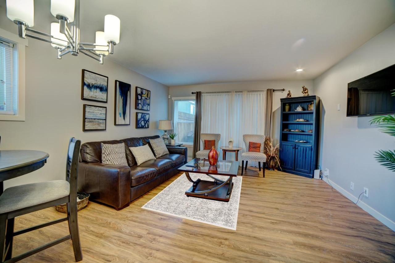 Cozy 2 Bedroom Townhouse In Northgate Holiday home *