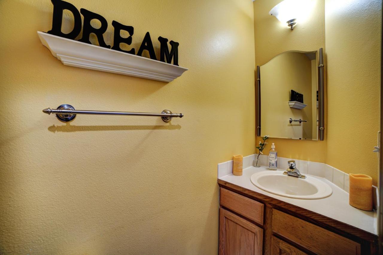 Holiday home Cozy 2 Bedroom Townhouse In Northgate Seattle