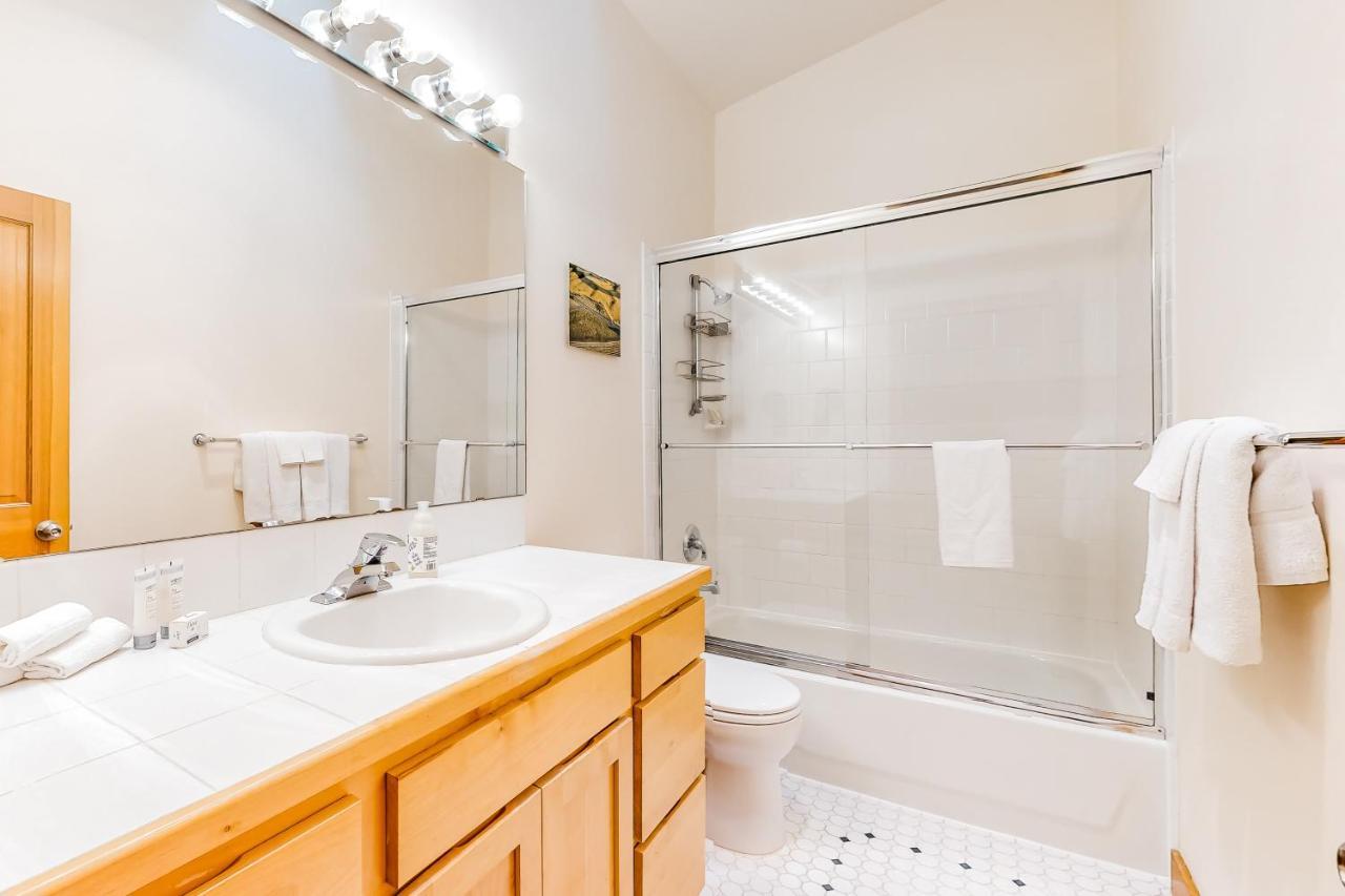 Westside Zen Holiday home Seattle