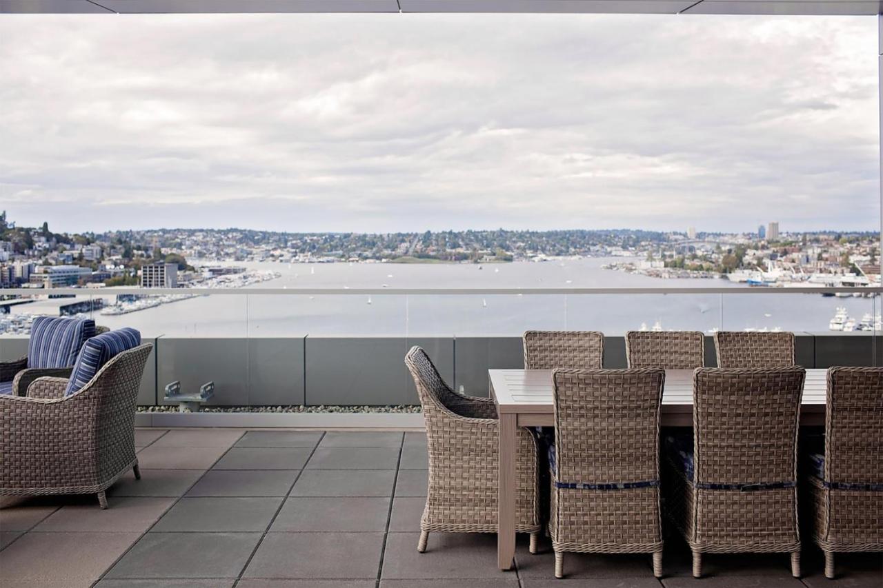 South Union 2br W Gym Roof Nr Restaurants Sea-554 Seattle
