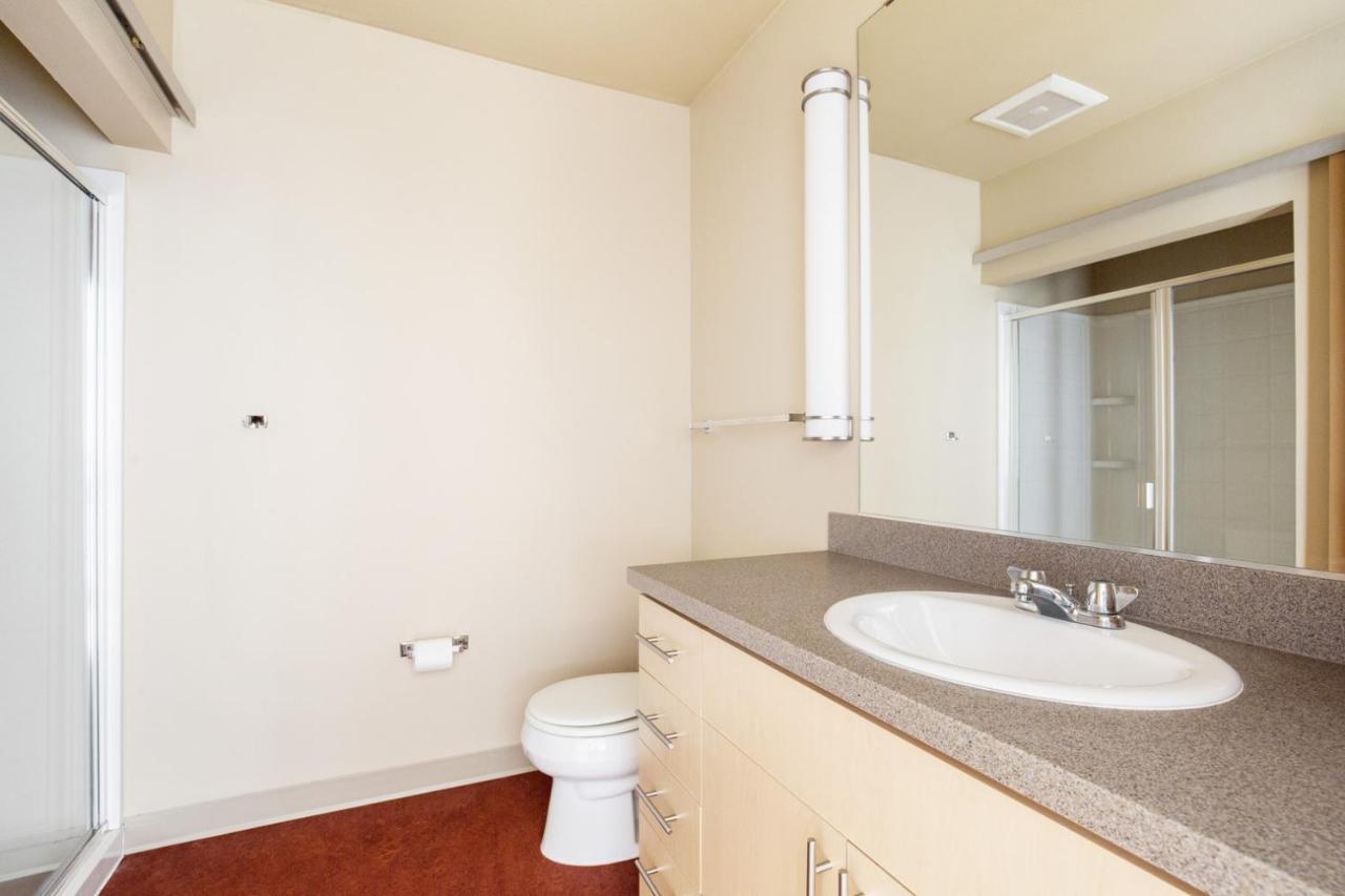 Queen Anne 1br W Gym Wd Lounge Roof Deck Sea-568 Apartment Seattle