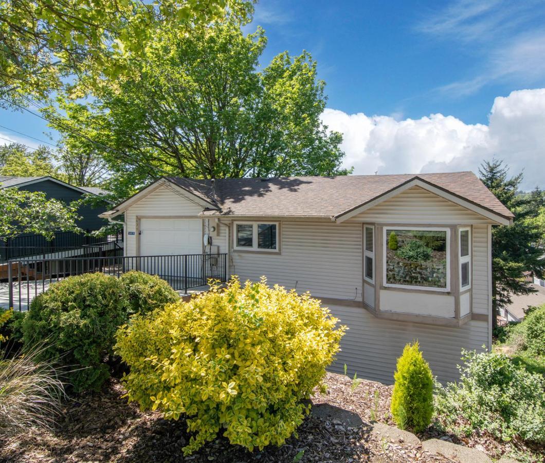 High Point - Next To Chinese Garden Holiday home *