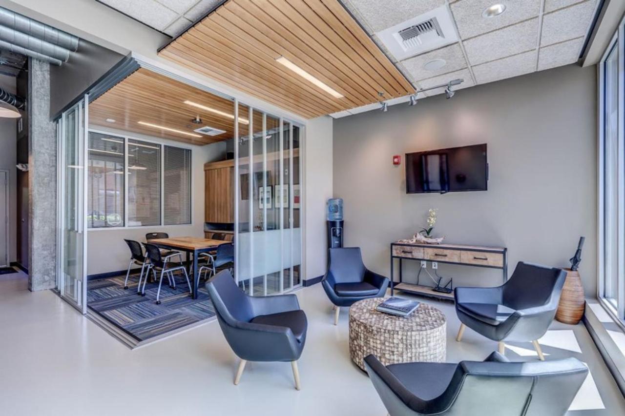 Queen Anne 1br W Gym Wd Lounge Roof Deck Sea-574 Apartment
