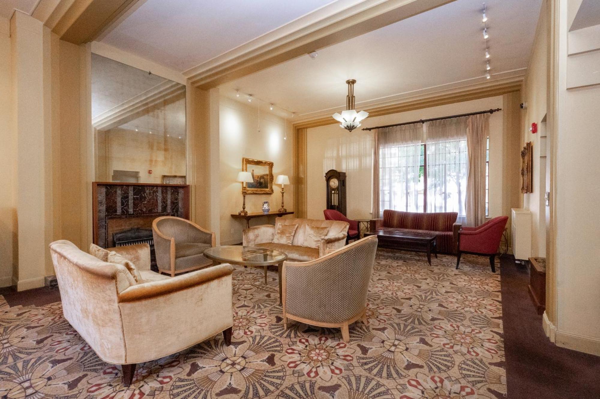 The Baroness Hotel Seattle