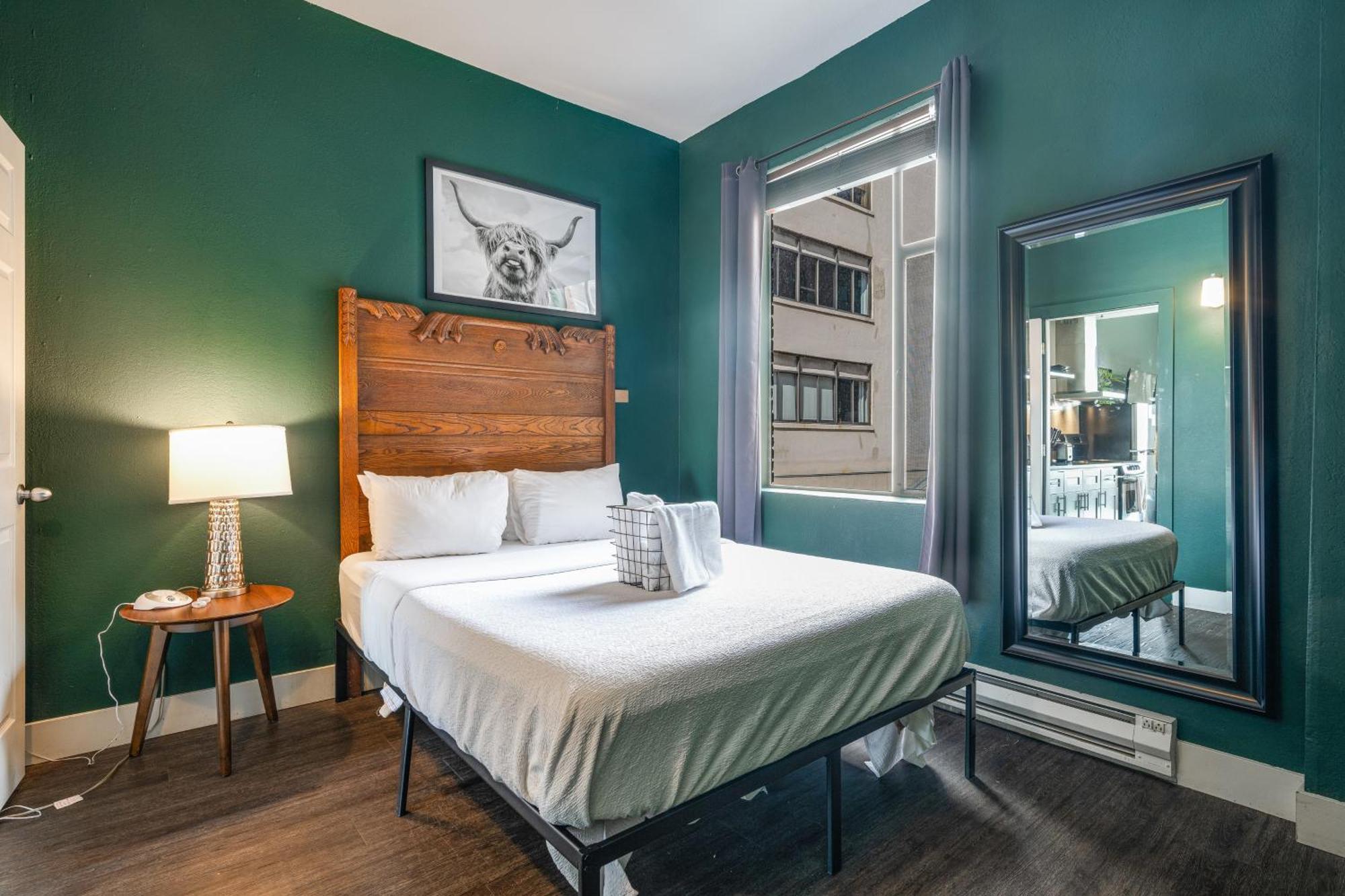 Oxford By At Mine Hospitality Apartment Seattle