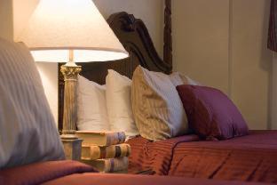 Marqueen Hotel
