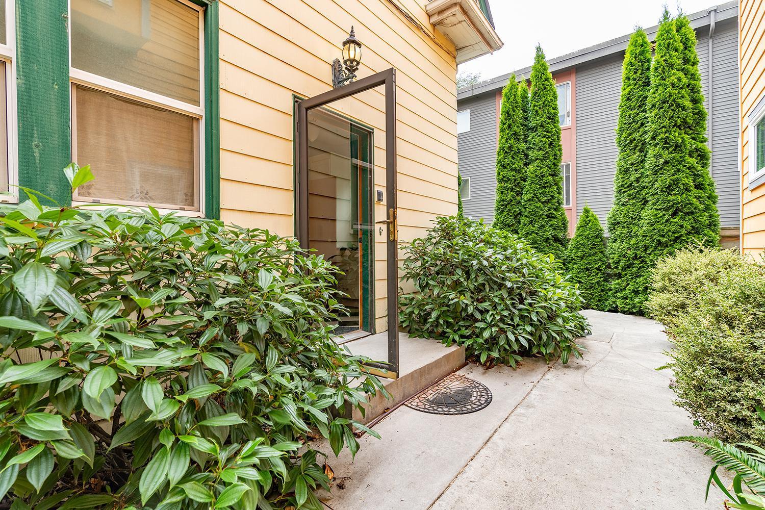 Charming Capitol Hill Craftsman Holiday home *