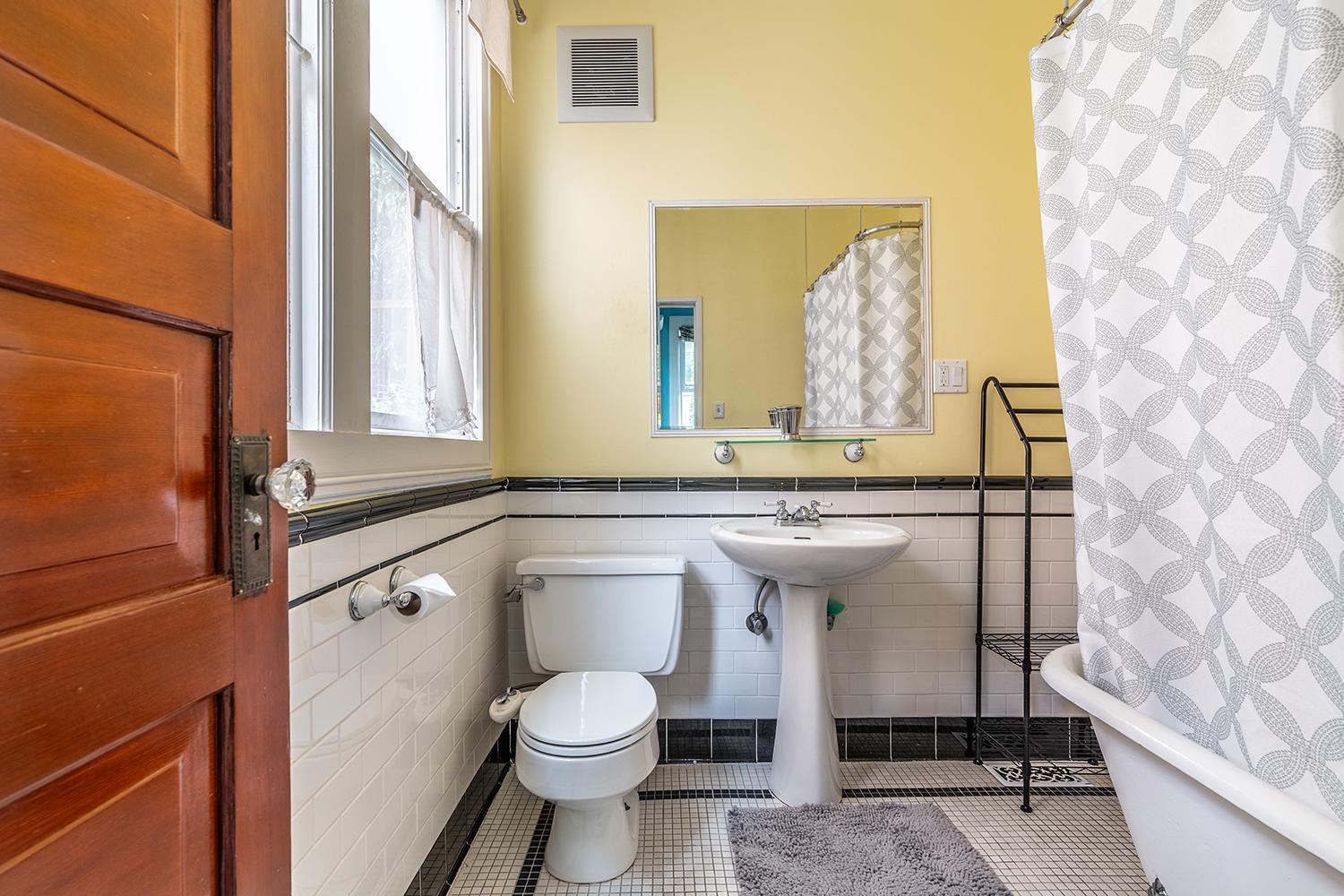 Charming Capitol Hill Craftsman