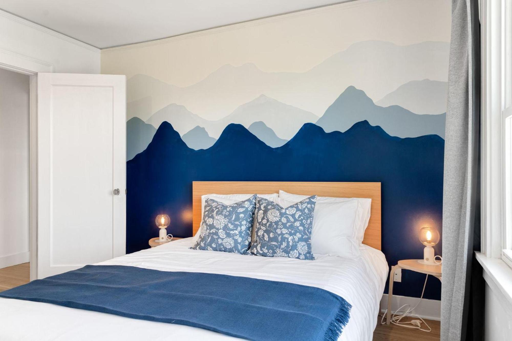 Phinney Ridge A * Seattle